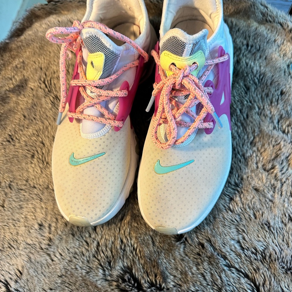 Nike React Presto White Hyper Violet Sneakers, Size 8.5 - Picture 9 of 9